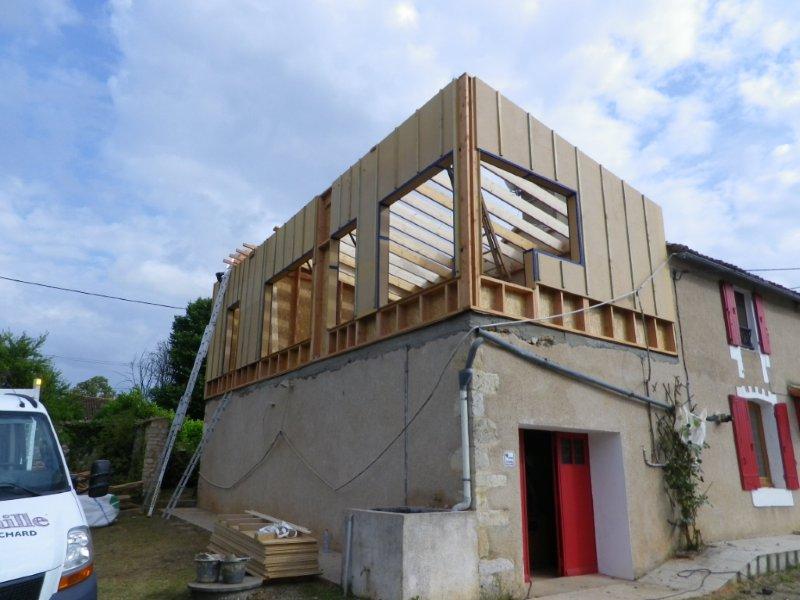 Surélévation à Château-Larcher (86)